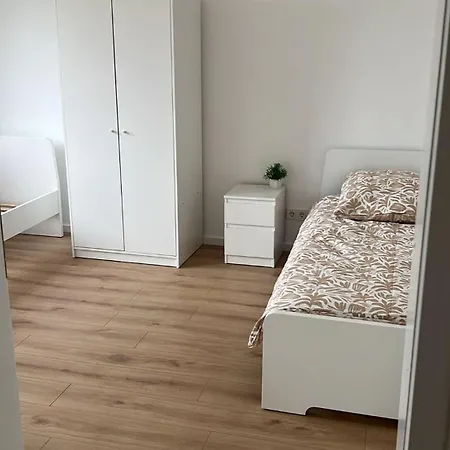 Daire Monteur- Und Arbeiterunterkunft Mannheim-rheinau Altrip