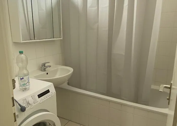 Monteur- Und Arbeiterunterkunft Mannheim-rheinau