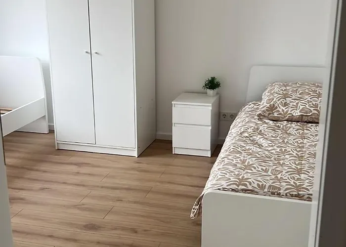 Apartamento Monteur- Und Arbeiterunterkunft Mannheim-rheinau Altrip